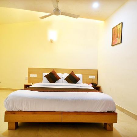 Oyo 1676 Hotel Sukhmani 암리차르 외부 사진