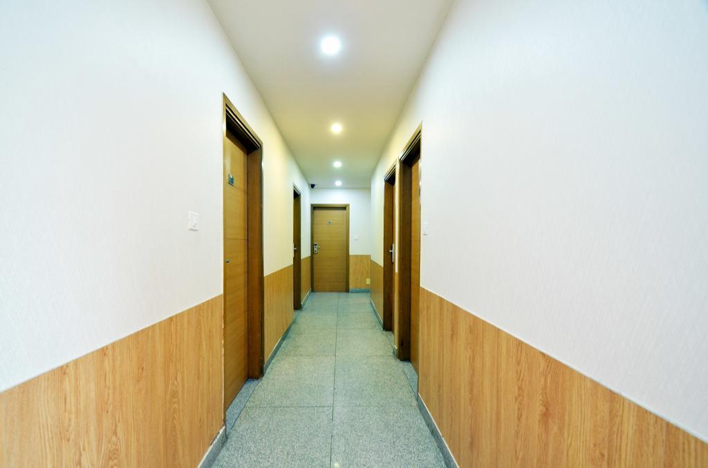 Oyo 1676 Hotel Sukhmani 암리차르 외부 사진