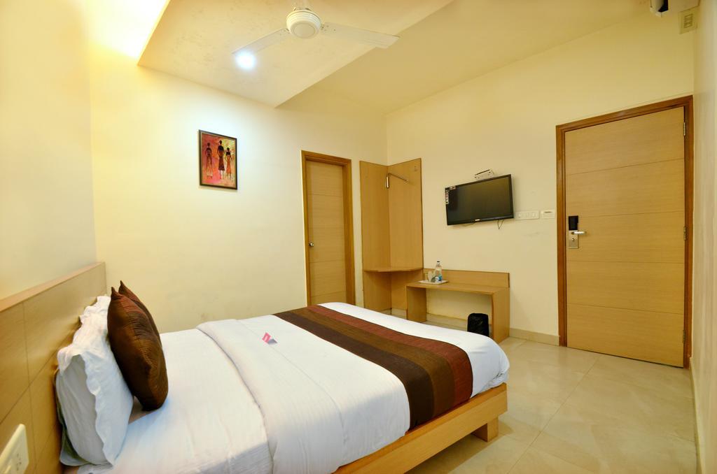 Oyo 1676 Hotel Sukhmani 암리차르 외부 사진