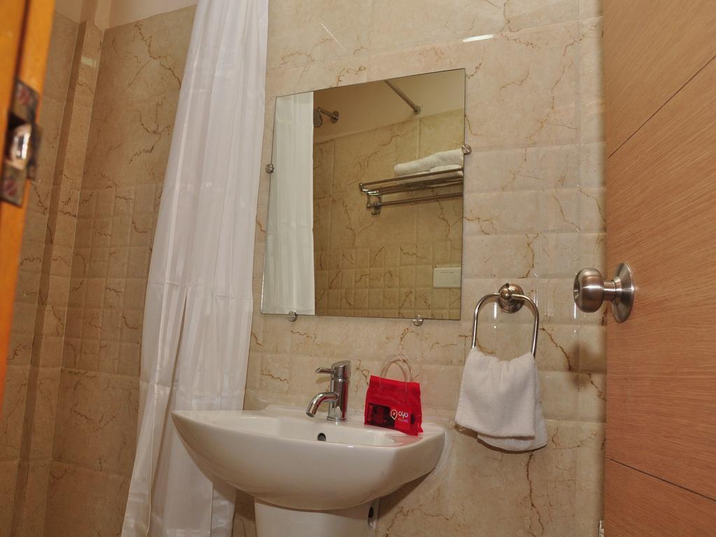 Oyo 1676 Hotel Sukhmani 암리차르 외부 사진
