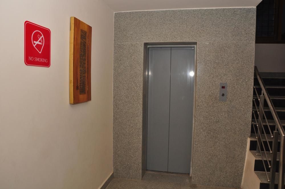 Oyo 1676 Hotel Sukhmani 암리차르 외부 사진